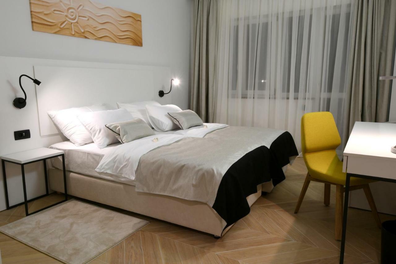 Aparthotel Milenij Baška Voda Exterior foto